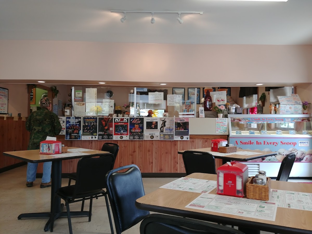 Bella Mia Pizzeria & Ice Cream